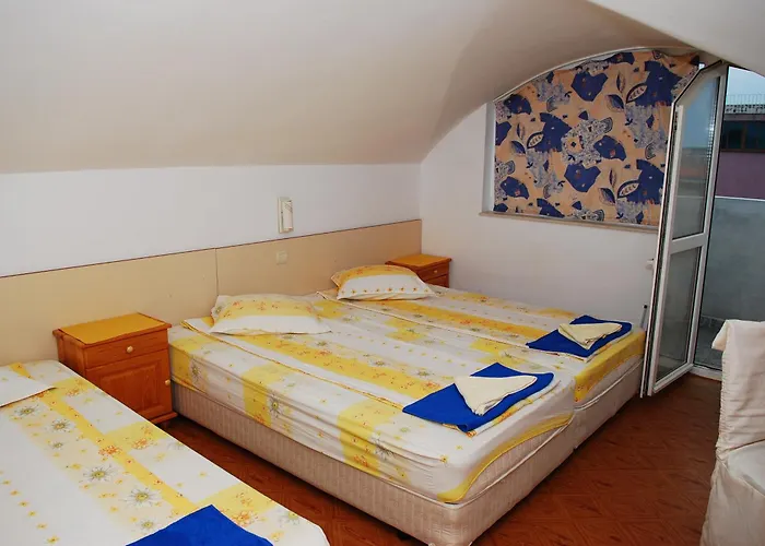 Markovi 3* 拉夫达