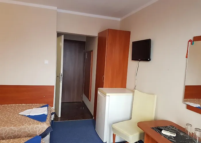 招待所 Markovi 3*