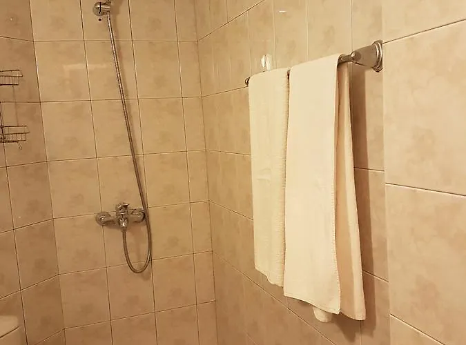 招待所 Markovi 3*